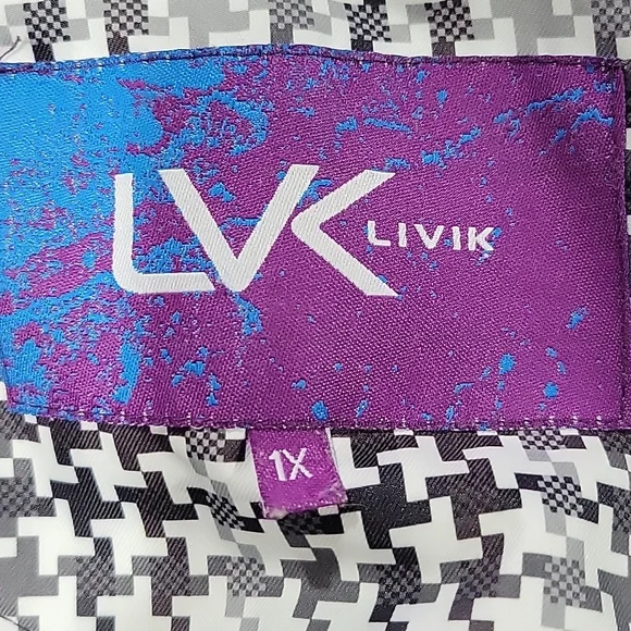 Coat - Picture 8 of 8